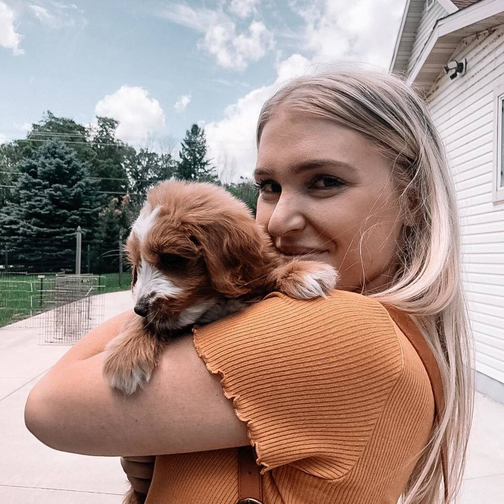 Meet your Posher, Molly